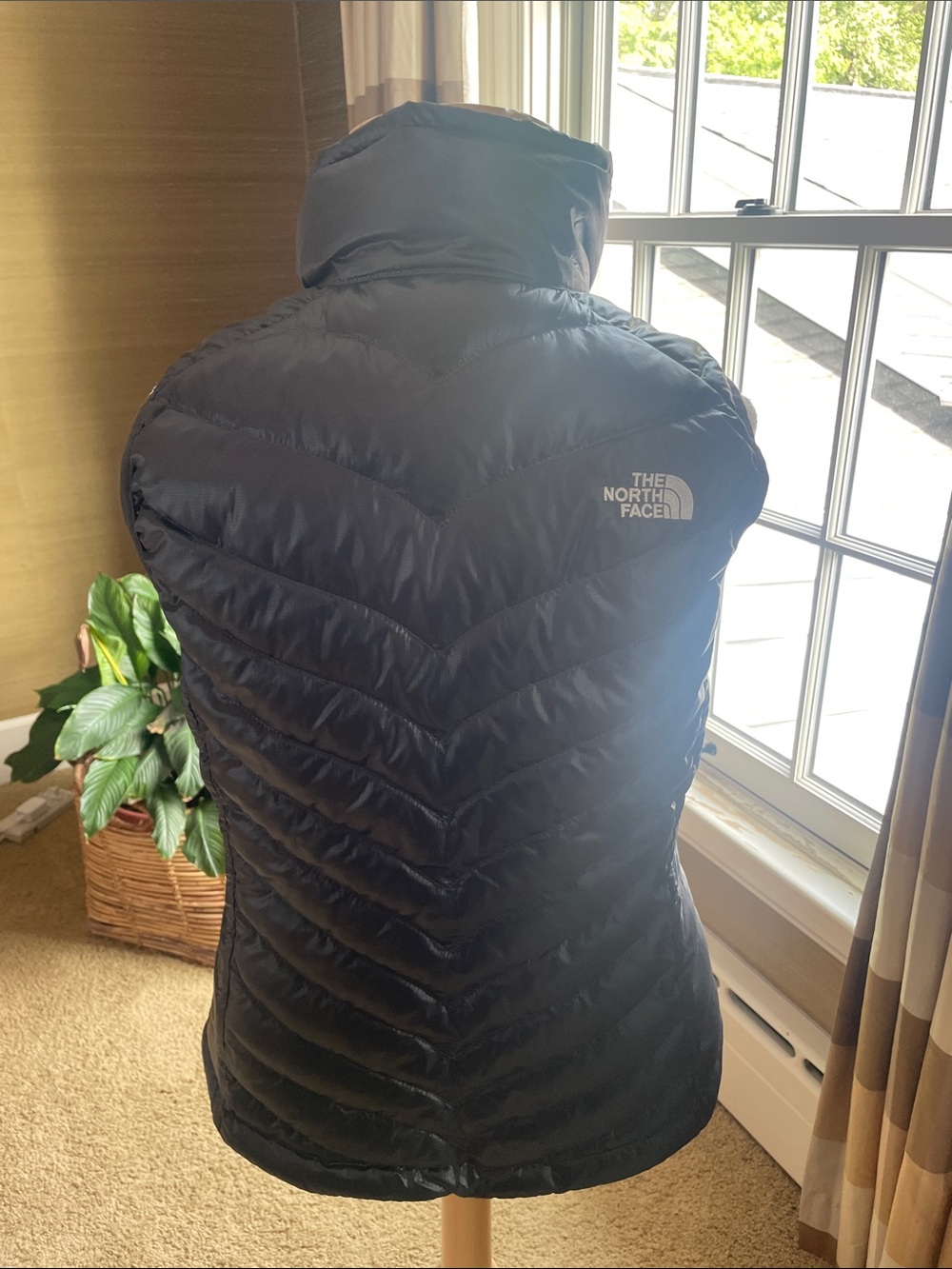 The North Face Black Quilted Down Vest - Women's - Picture 2 of 4